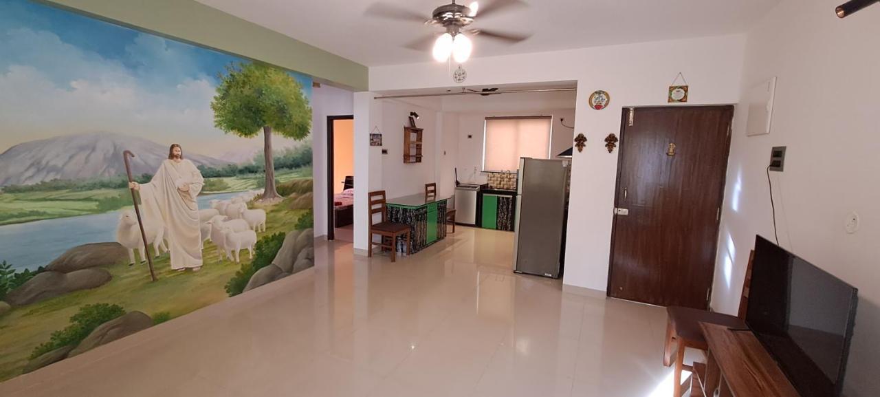 Ranghavi Sands Apartment With Pool - Near Beach And Dabolim Airport Bogmalo Esterno foto